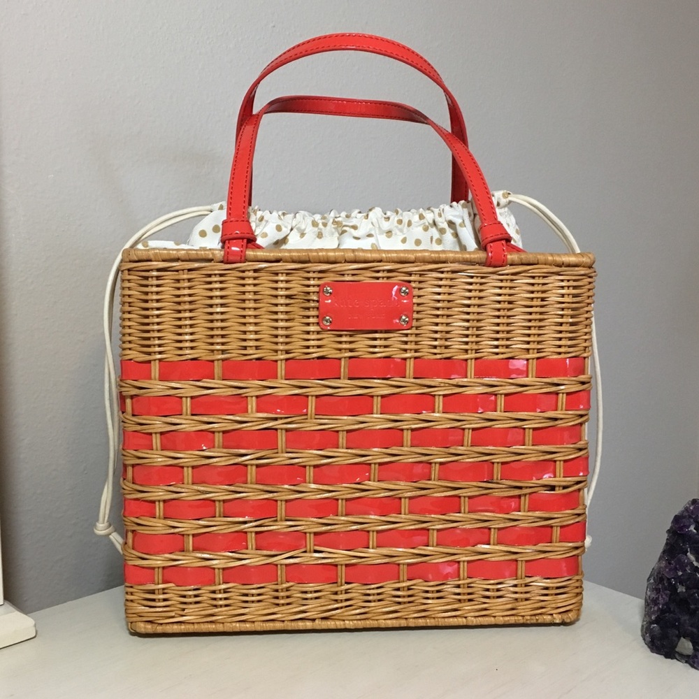 🍓 Kate Spade Wicker Purse